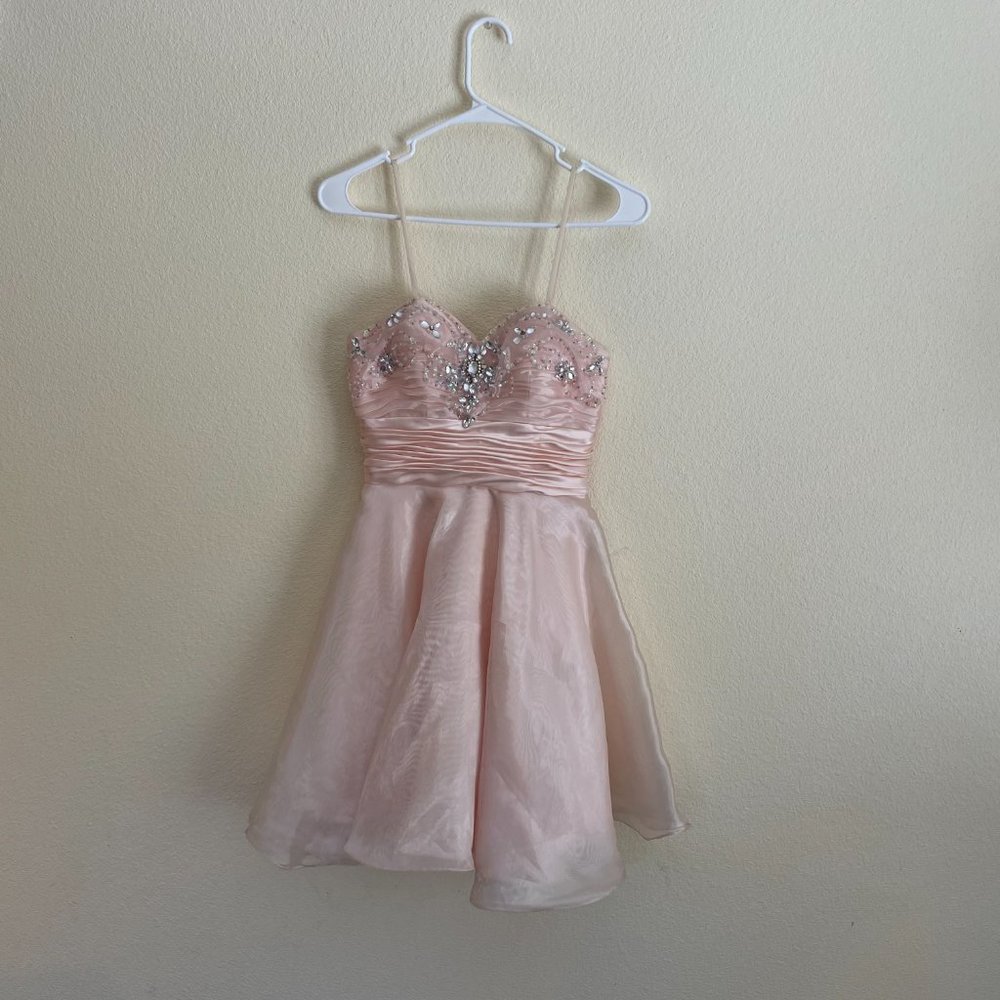 Light Pink Strapless Fit and Flare Homecoming Dress, worn once - Size 3/4